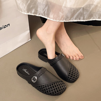 Closed-toe new breathable woven slippers for women, fashionable hollow-out round-toe versatile sandals for women
