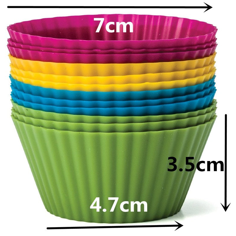 Set of 12 Pieces Round Shaped Silicon Cup Cake Holders